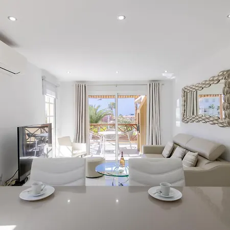 Mango La Caleta Hideaway Apartamento *