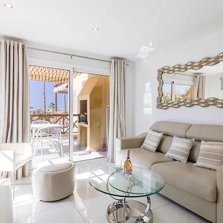 Апартаменты Mango La Caleta Hideaway *