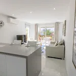 Mango La Caleta Hideaway *