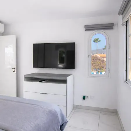 Mango La Caleta Hideaway アパート *