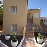 דירה Mango La Caleta Hideaway אדחה