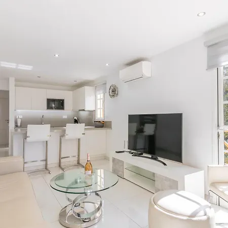 Mango La Caleta Hideaway *