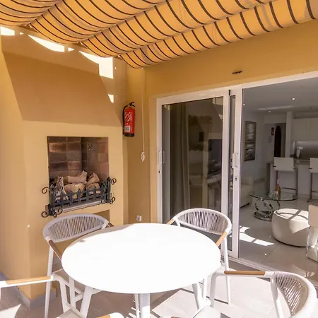 דירה Mango La Caleta Hideaway אדחה