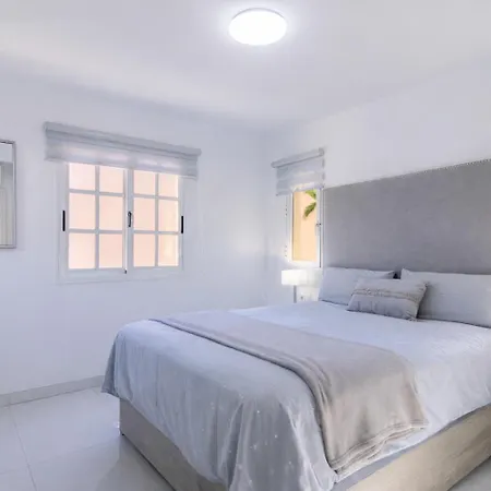 Mango La Caleta Hideaway Апартаменты *